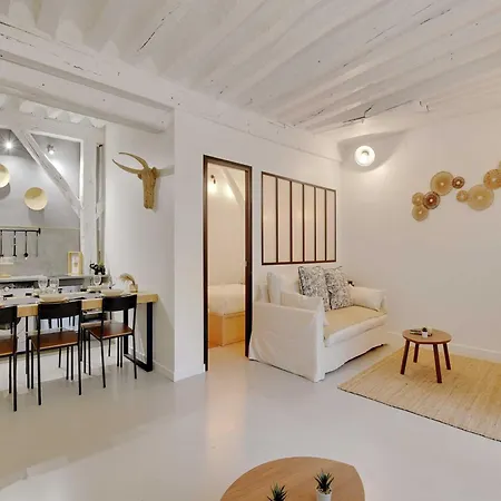 Magnificent -2br-4p- Le Marais Lägenhet *