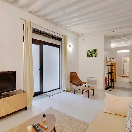 Magnificent -2br-4p- Le Marais Lägenhet